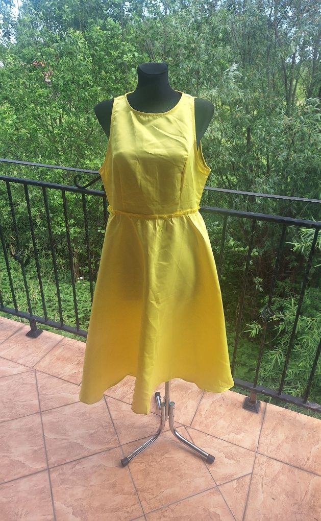 Żółta sukienka midi maxi marka Chicme rozmiar XL 42