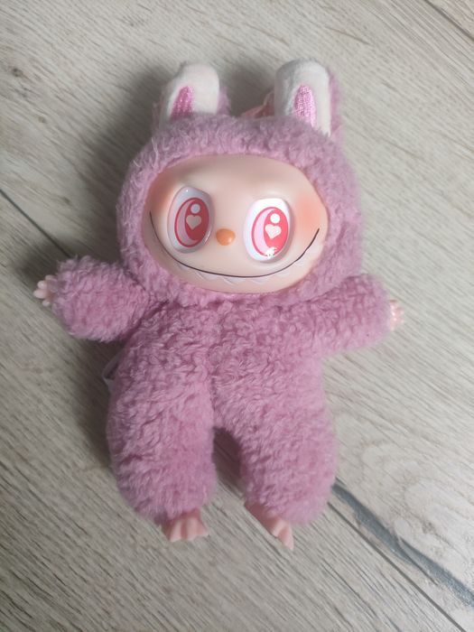 Labubu  lafufu lalka