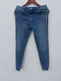 Spodnie dżinsowe Zara rurki rozmiar M/L