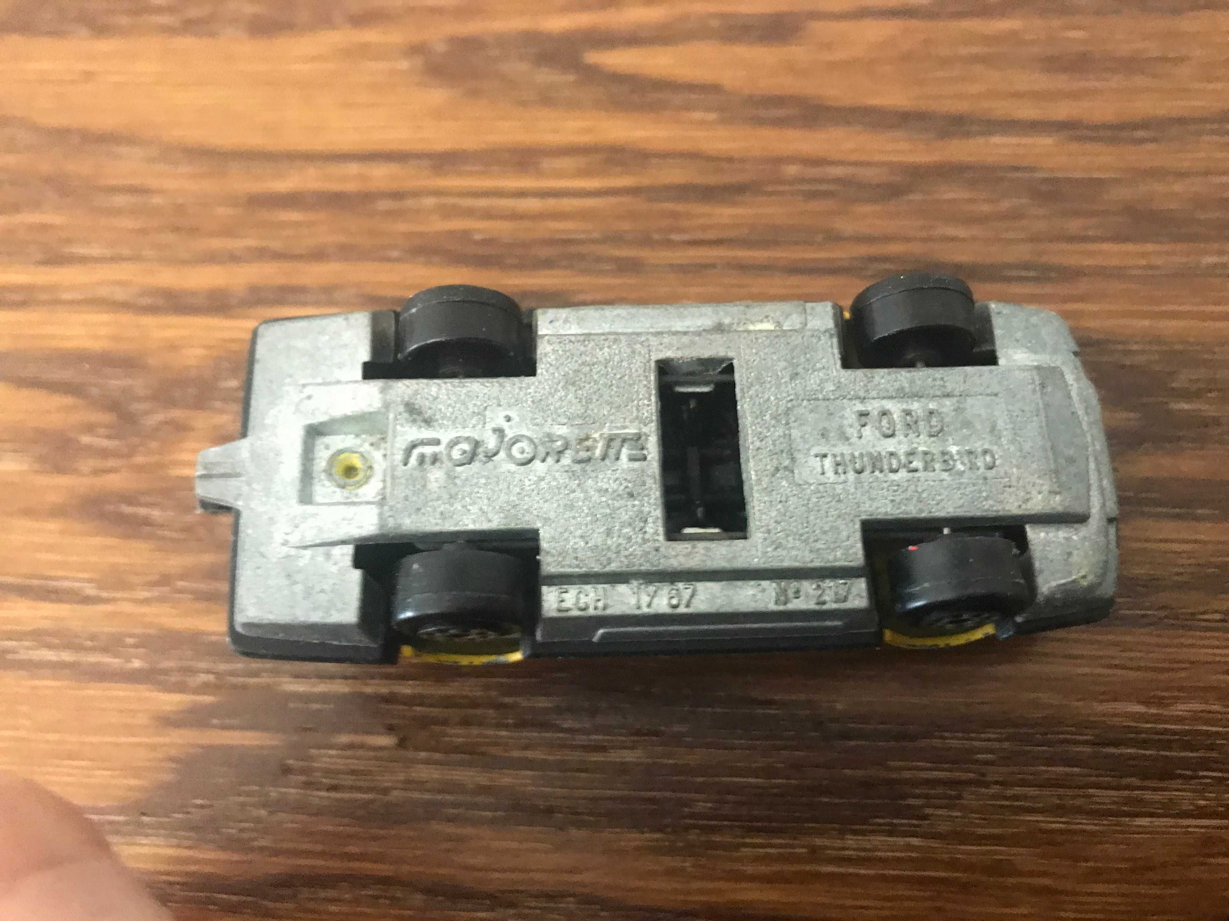 majorette No. 217 Ford Thunderbird "Gambler" resorak prl