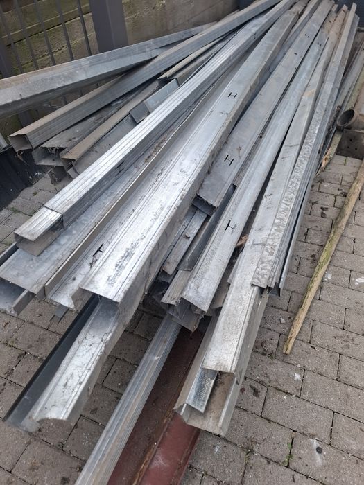 Profile do ścianek działowych g-k