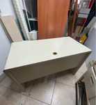 Secretaria cinza