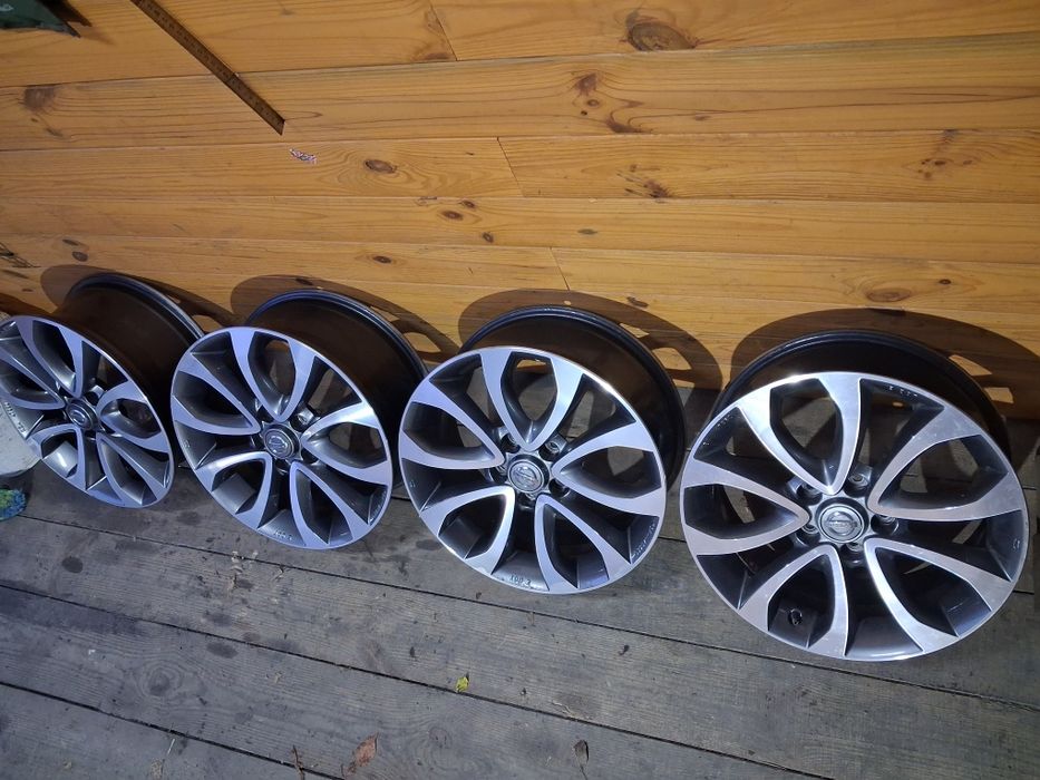 Оригінальні диски титани Nissan Leaf  5/114.3R17