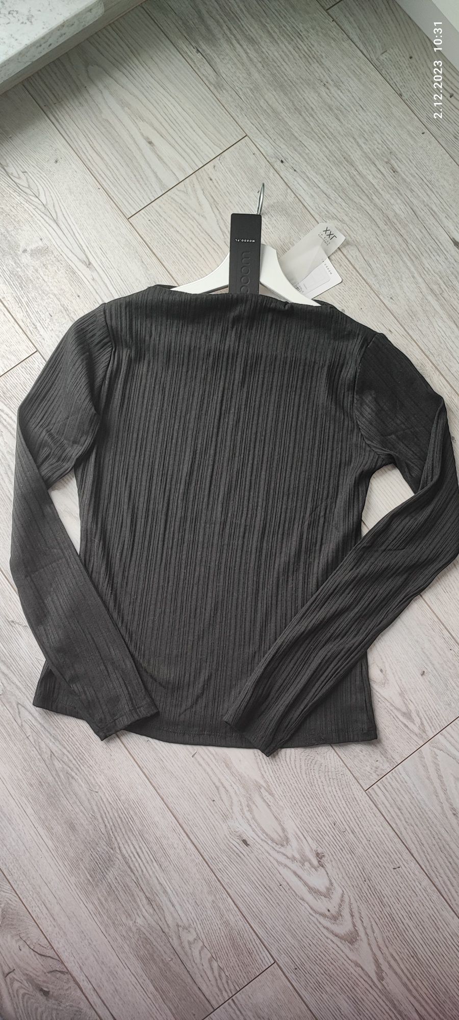 Bluzka prążkowana longsleeve (S) Moodo.