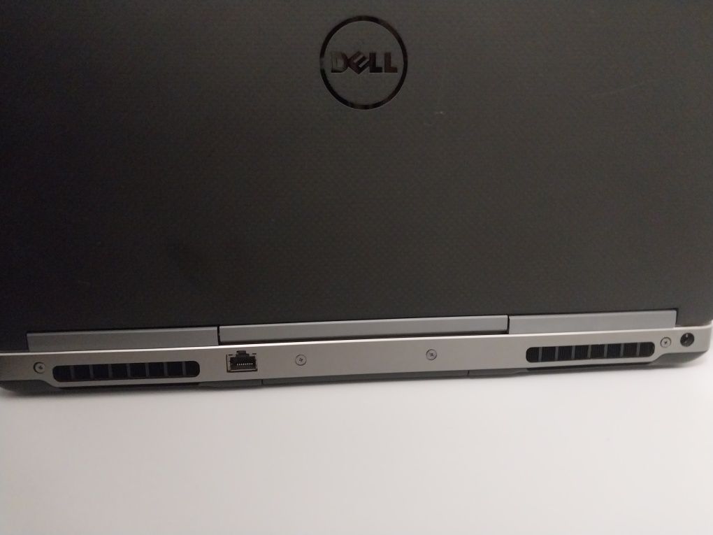 Dell Precision 7520