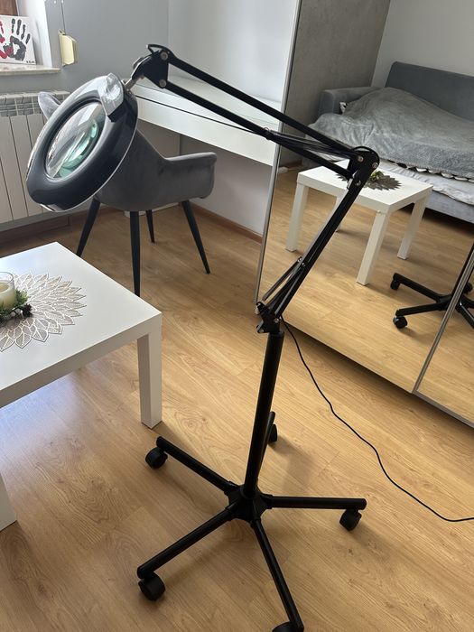 Lampa kosmetyczna dermatologiczna lupa
