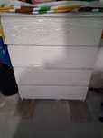 Cómoda 4 gavetas branco