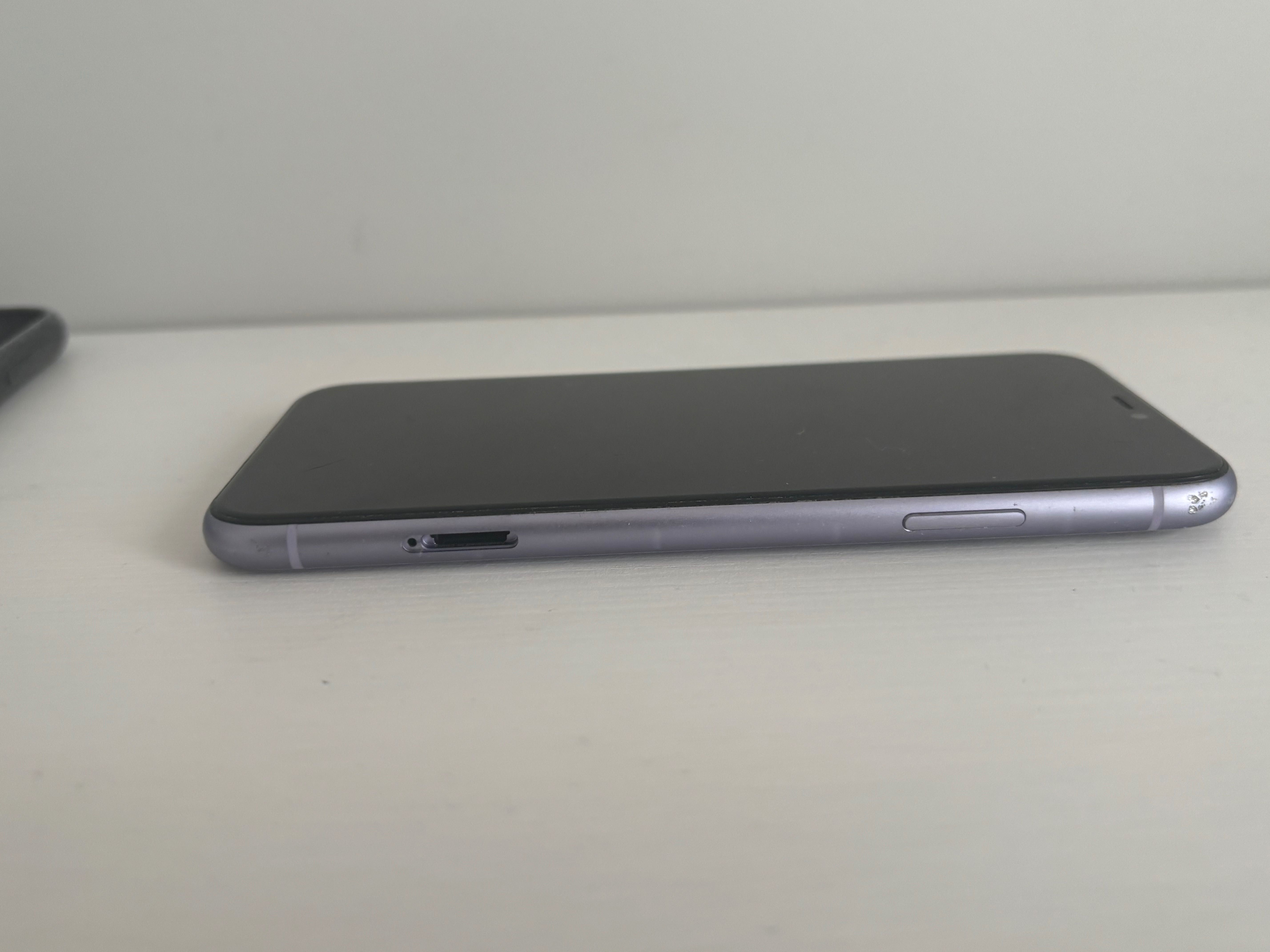 iPhone 11 fioletowy