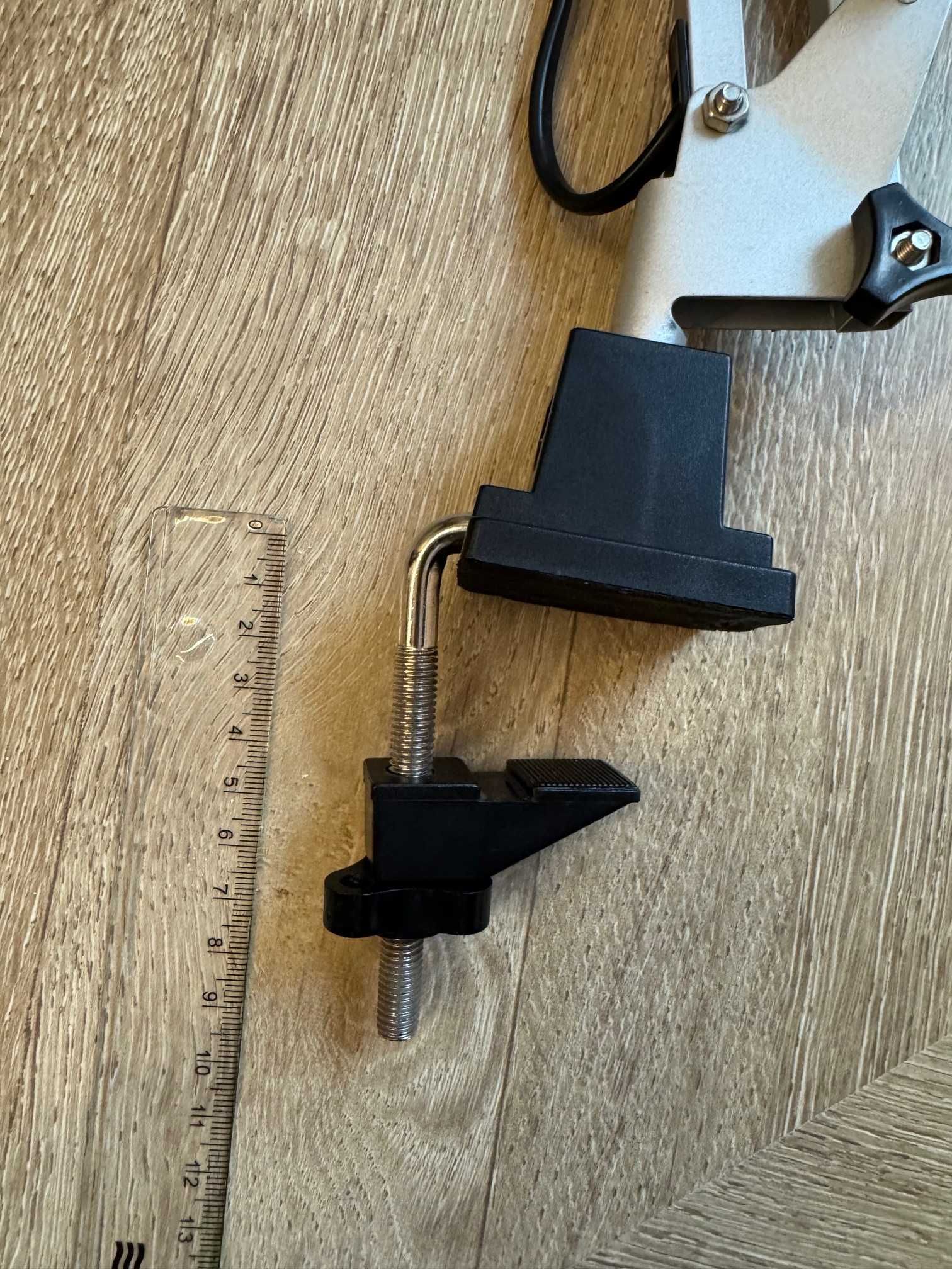 lampa IKEA na biurko, mocowanie do blatu, używana, sprawna