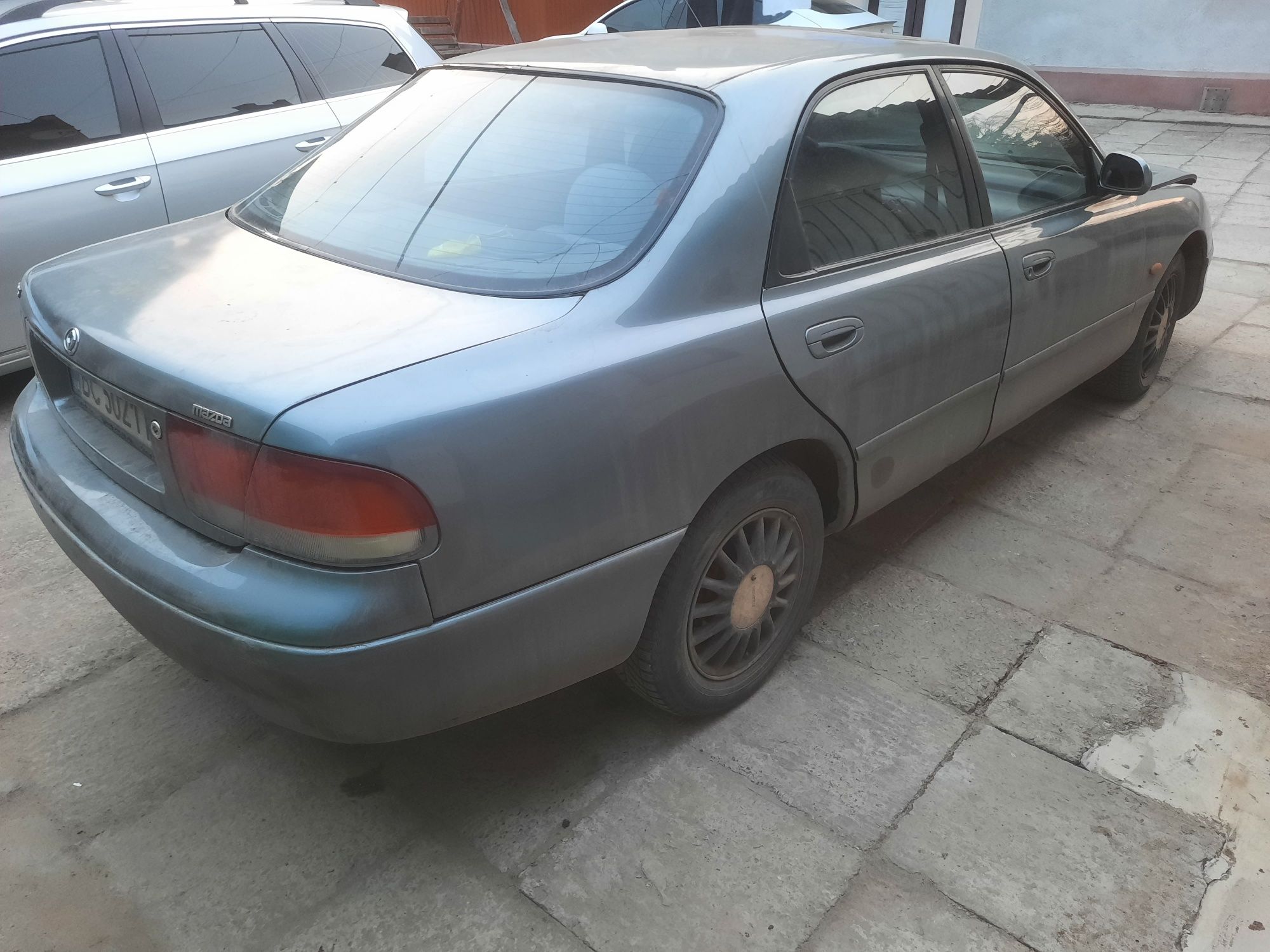 Розбираю Мазда Mazda 626 GE