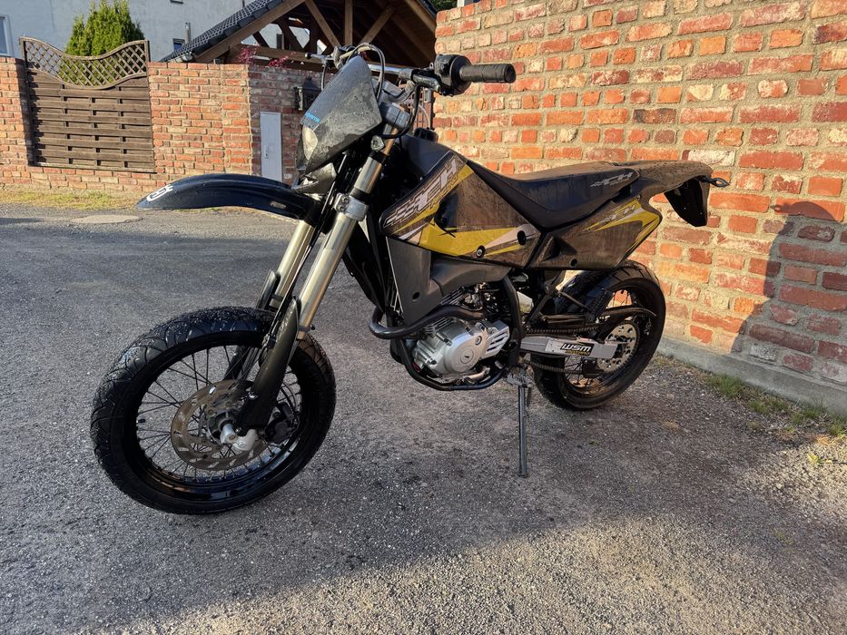 Husqvarna CH Racing 125 Team Azzalin