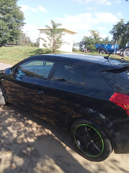 Продам kia ceed 2010 г