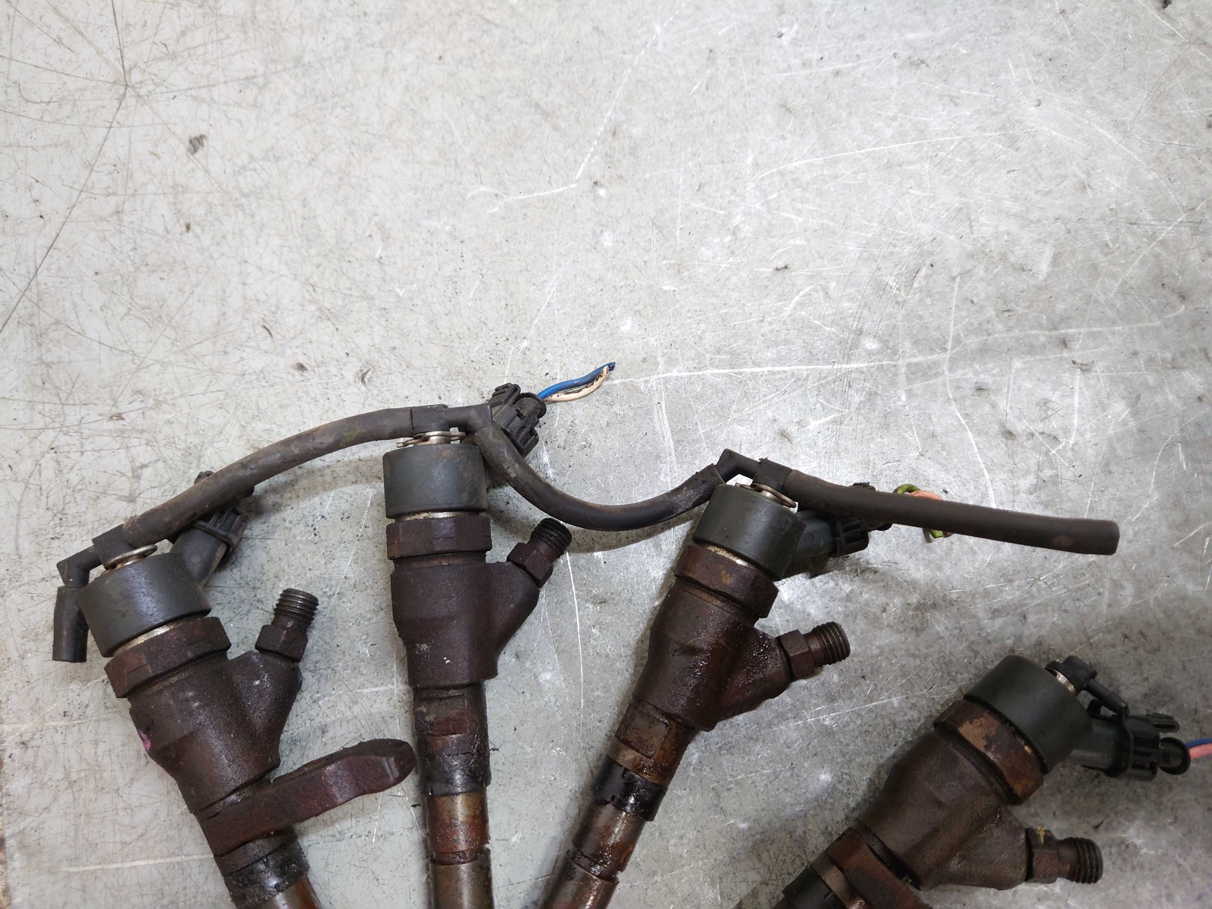 Peugeot 206 307    406 2.0 HDI Wtryskiwacze Wtryskiwacz Wtrysk Wtryski