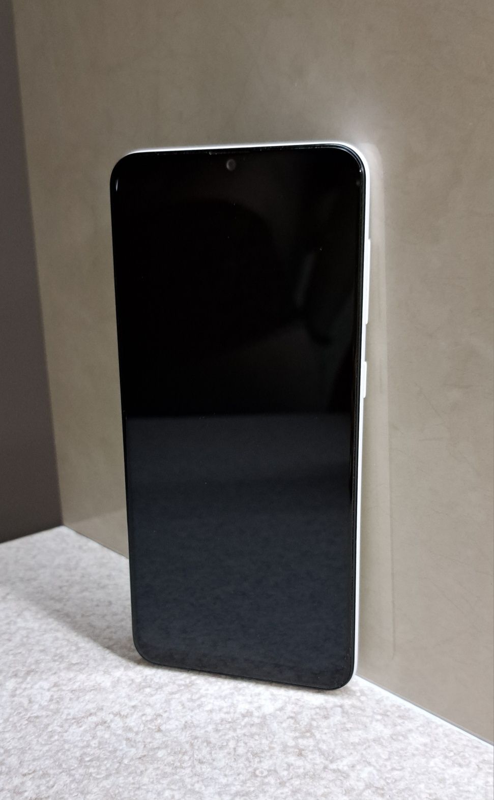Телефон Samsung Galaxy A30s
