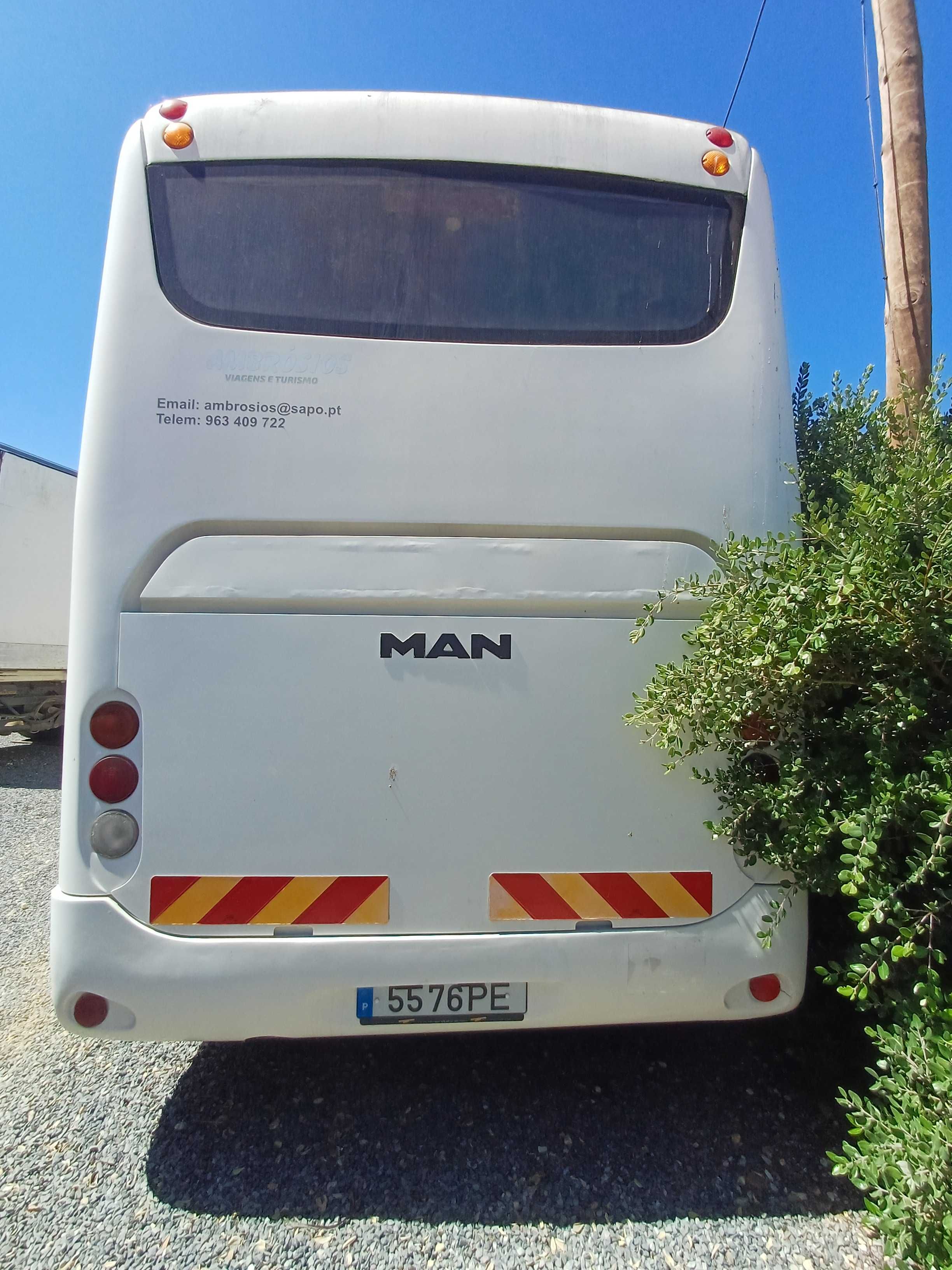 Autocarro Man 18.400 Hocla