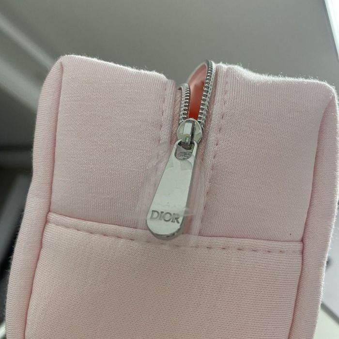 Косметичка Dior рожева