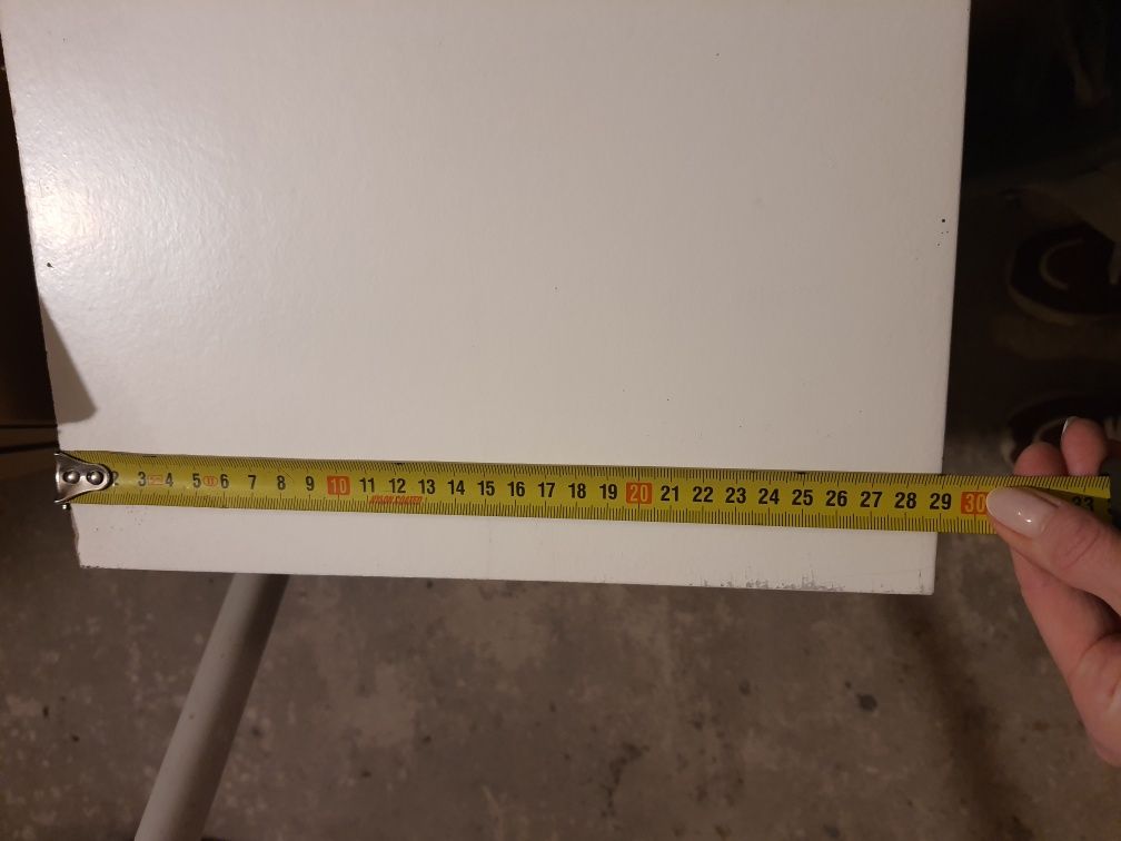 Toaletka półka wiszaca ikea  Ekby z szufladami