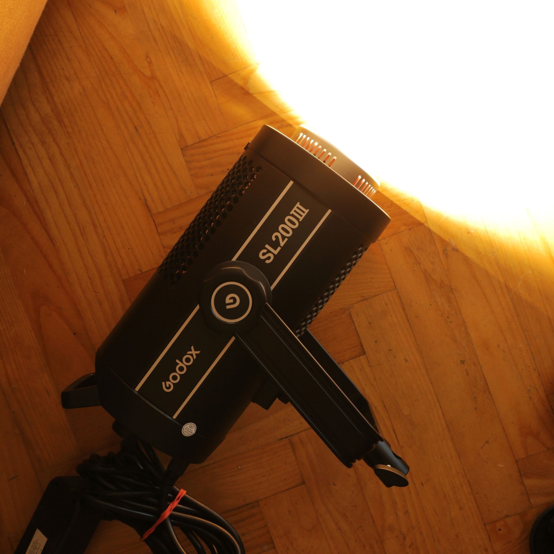 Idealna! GODOX SL200 III lampa LED 200W 5600K foto video aputure