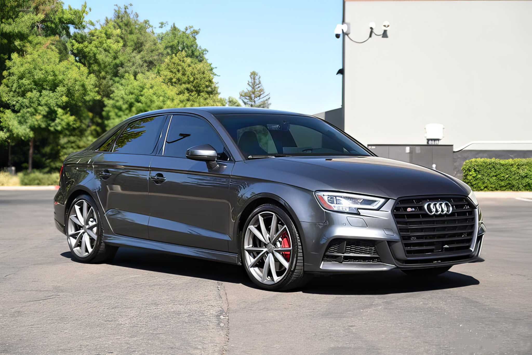 2018 Audi S3 quattro Premium Plus