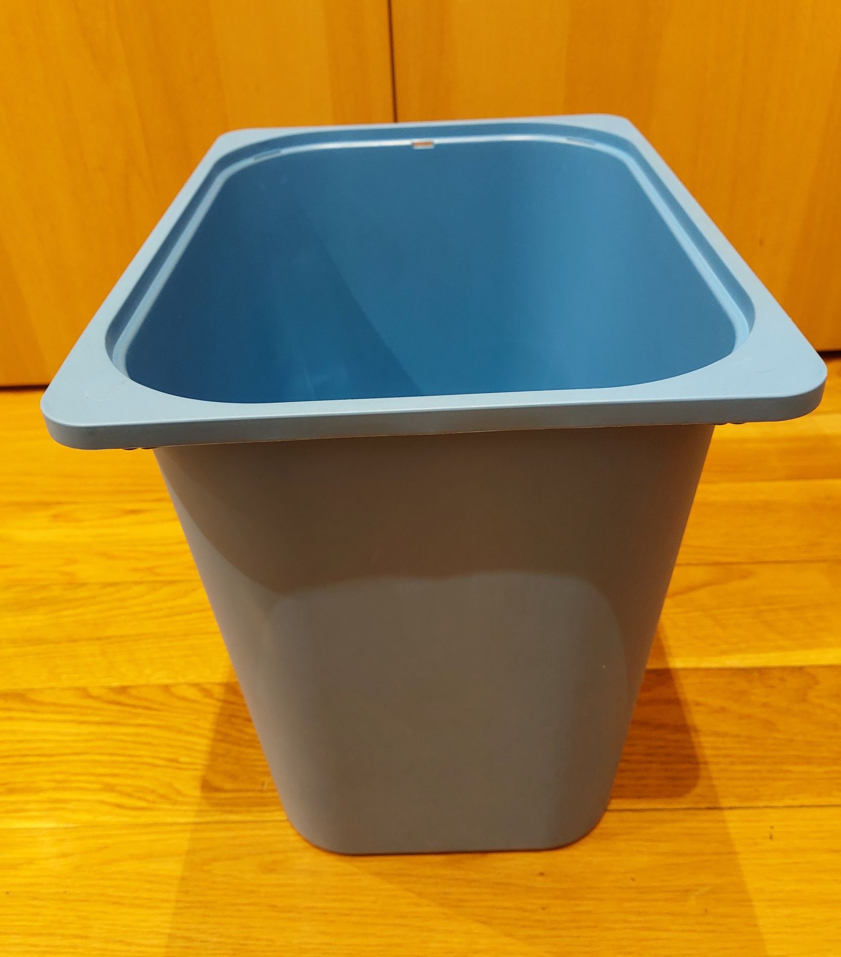 Caixa IKEA para móvel Trofast