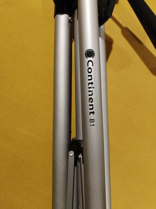 Фотоштатив в почти новом состоянии