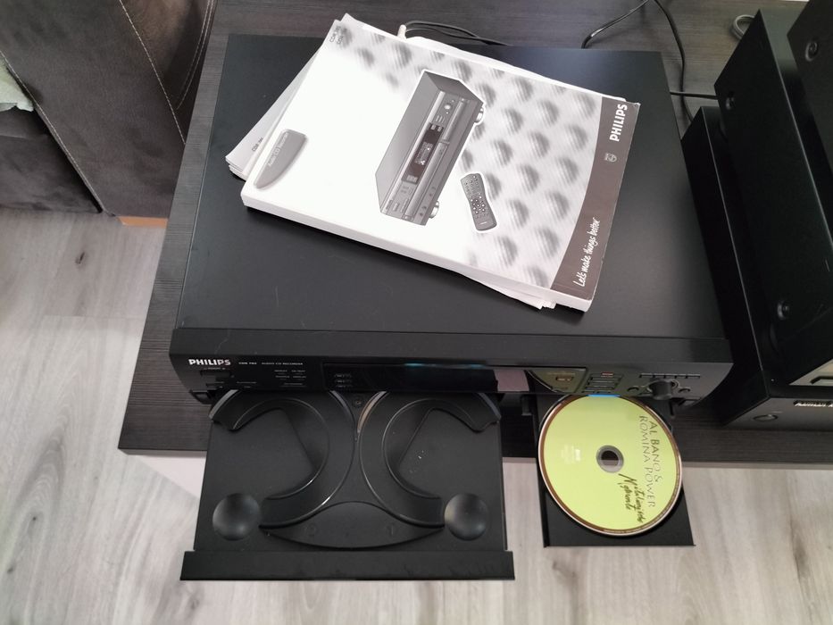 Odtwarzacz Nagrywarka CD Philips CDR 785