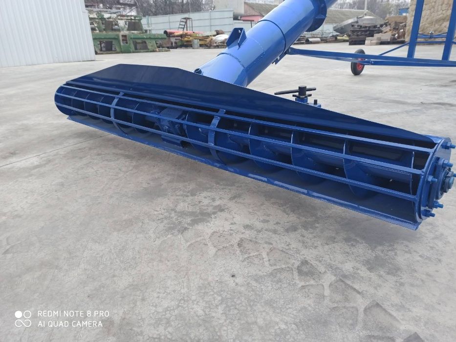 Бензиновый шнековый погрузчик 6-12 м с подборщиком с выс. погрузки  4м