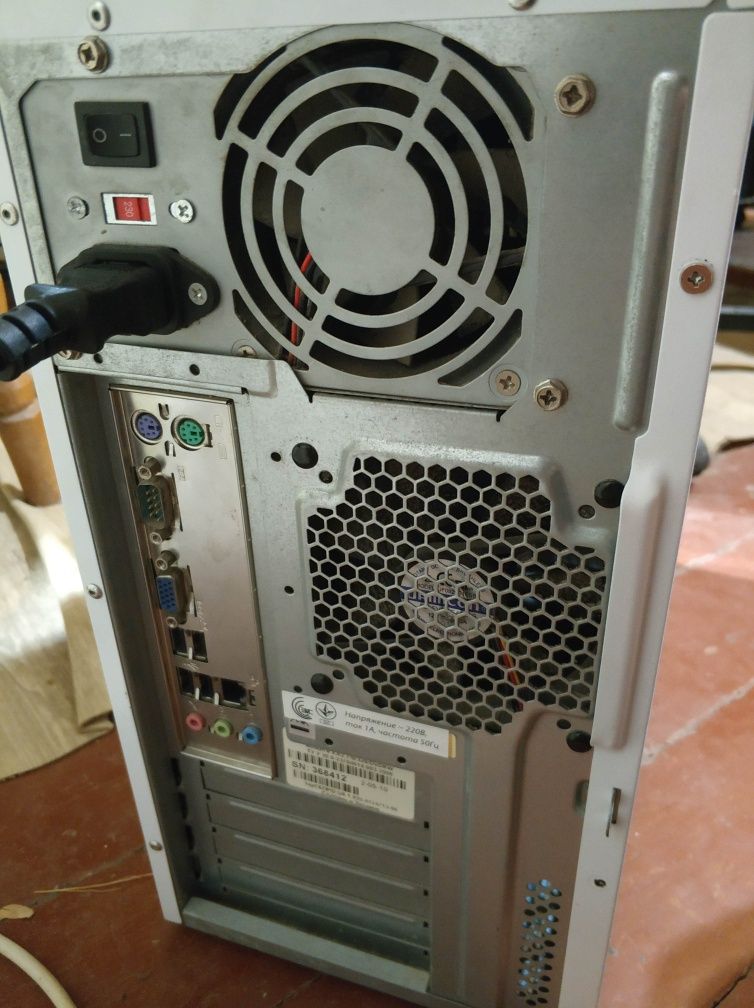 Комп'ютер 3х ядерний Athlon  доставка