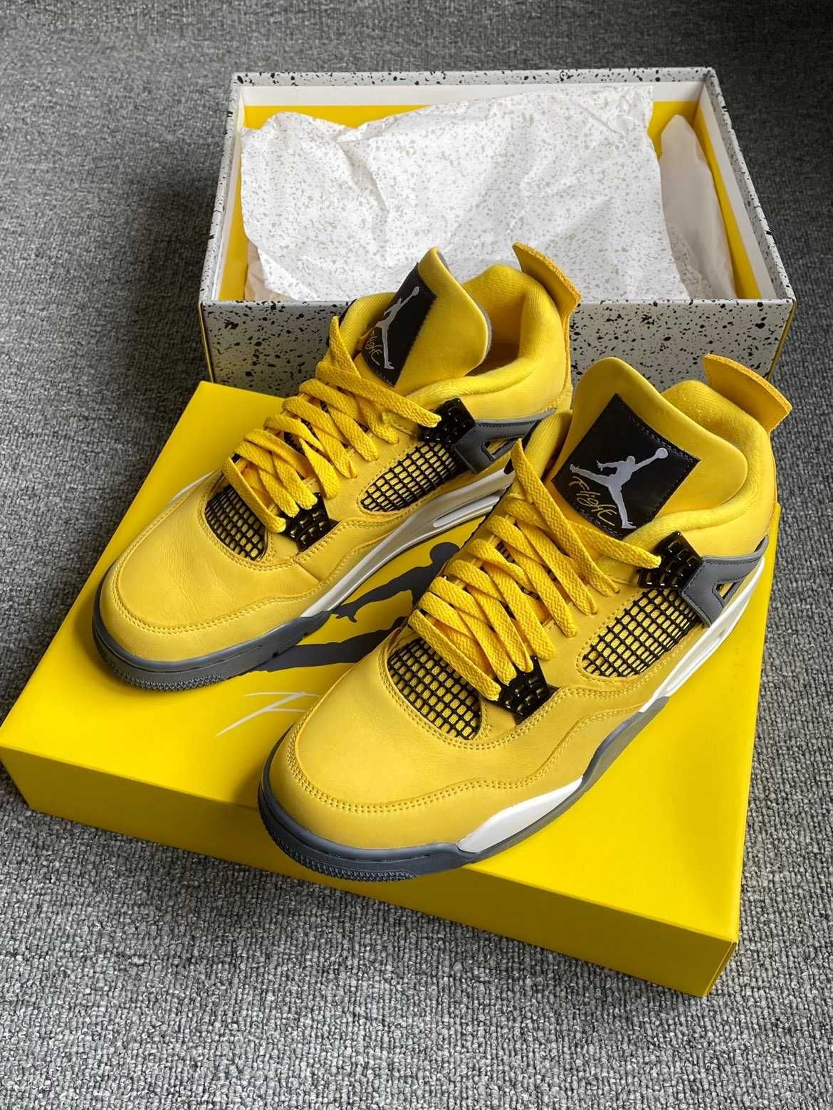 Jordan4Air4RetroLightning UnisexTrampki R.38