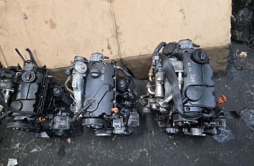 Silnik + wtryski Transporter T5 1.9 TDI AXB AXC BRS  105KM