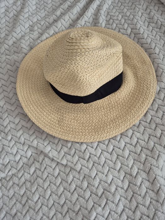Kapelusz pleciony na lato