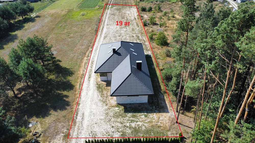 Dom jednorodzinny parterowy + poddasze 272m2 19ar Jeziernia ROZTOCZE