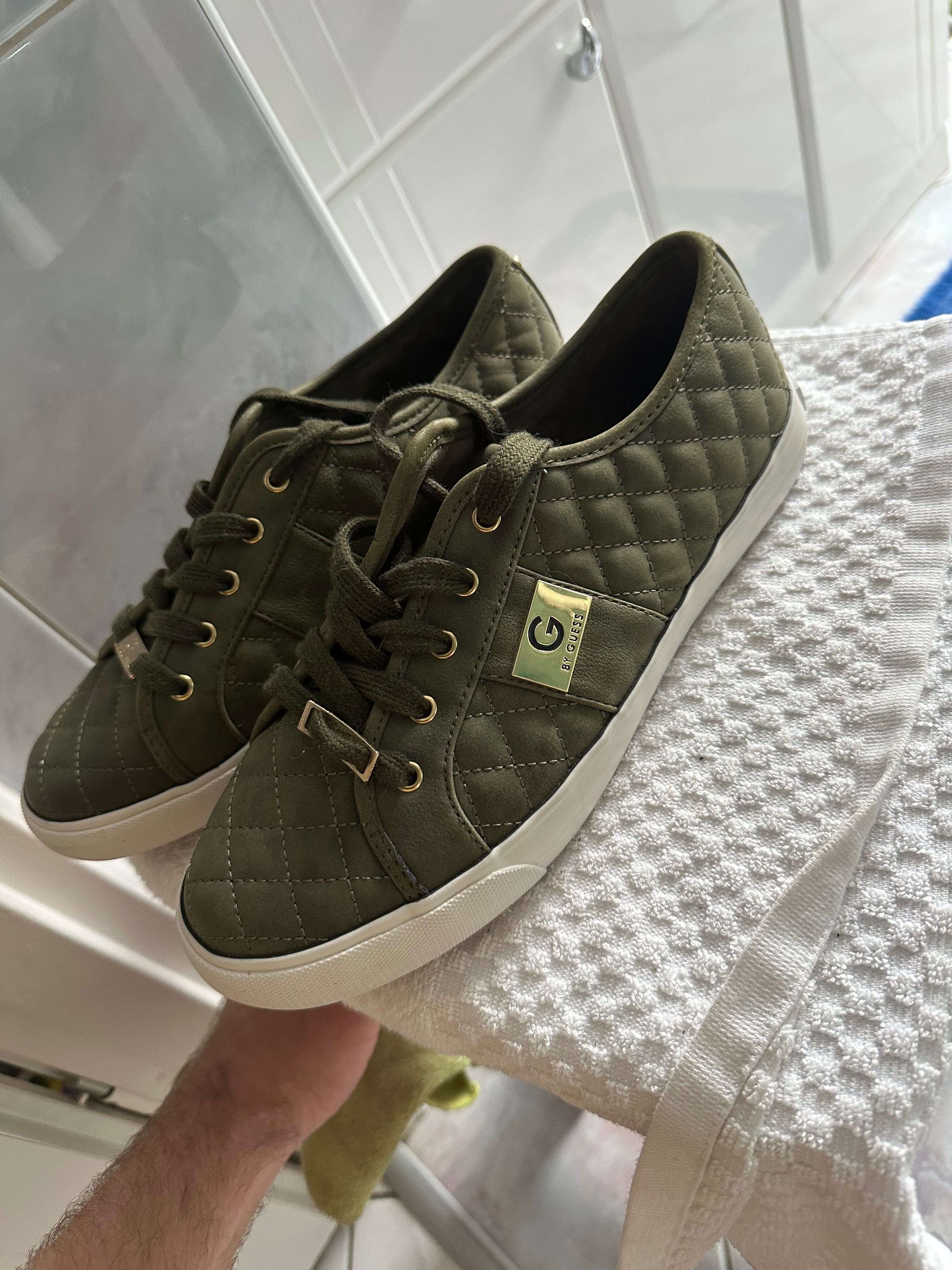 Buty guess, jak nowe rozmiar 40,5