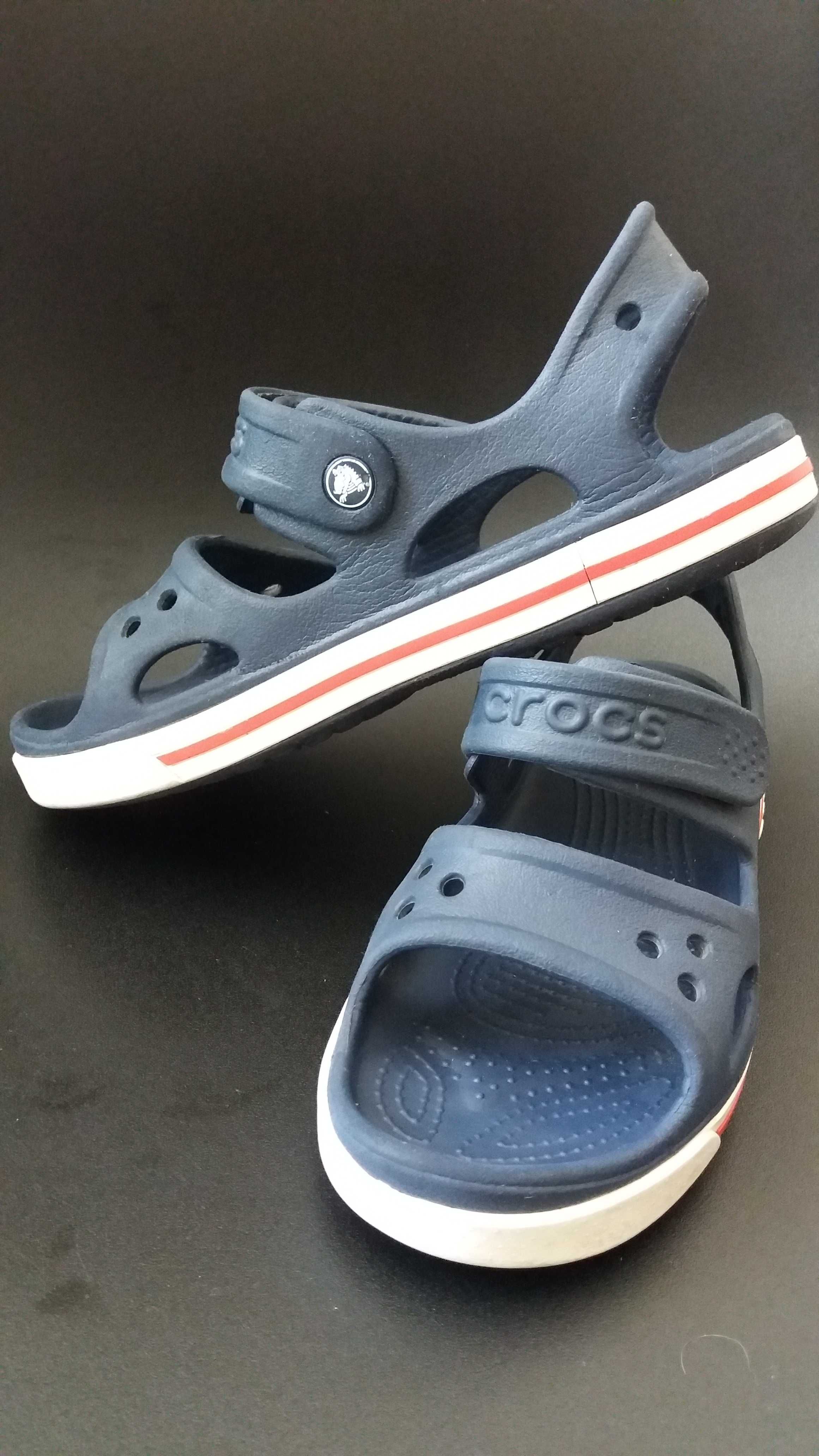 Босоножки сандалі crocs j1 
J2  geox