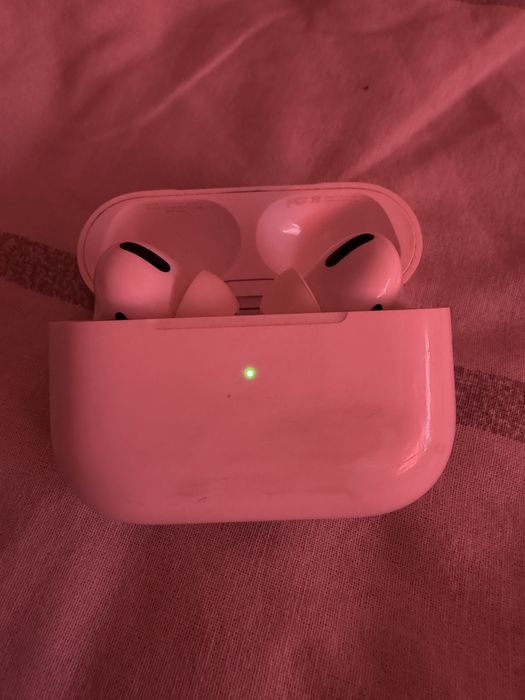 Airpods Pro 1st Gen Lightning (ORIGINAIS)