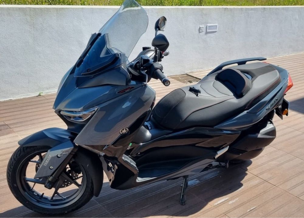 YAMAHA X-Max 300