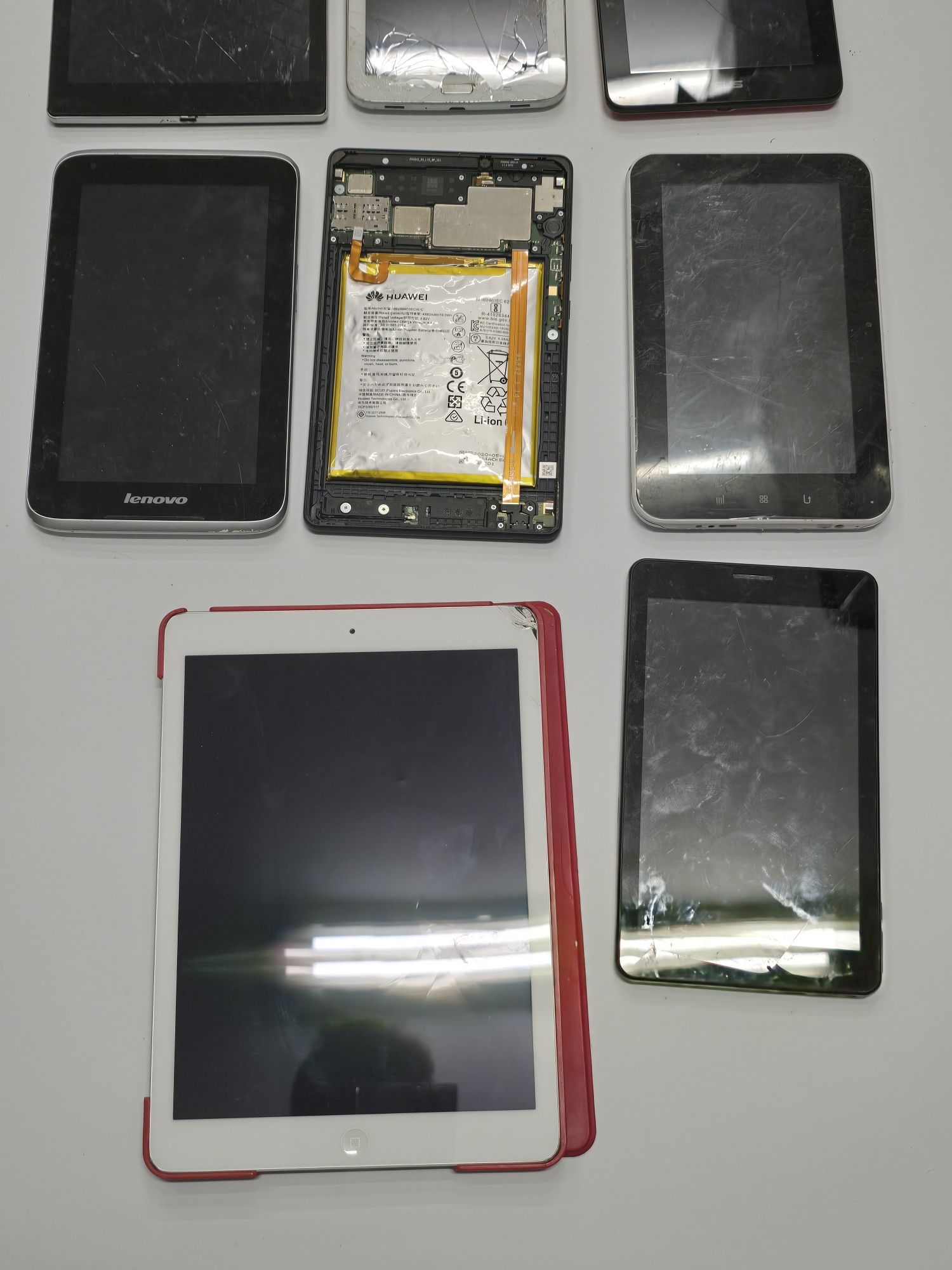 Tablety na części do naprawy 10 sztuk  IPad Lenovo Samsung Huawei