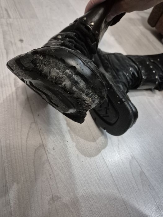 Чоботи, крафтові.