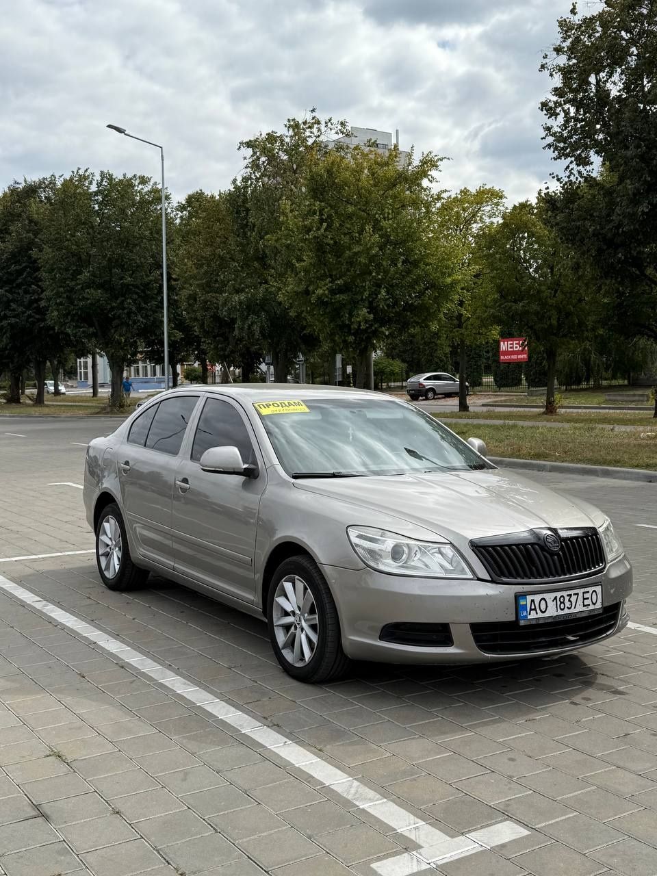 Продам Шкода Октавия А-5 /1.6 TDI
