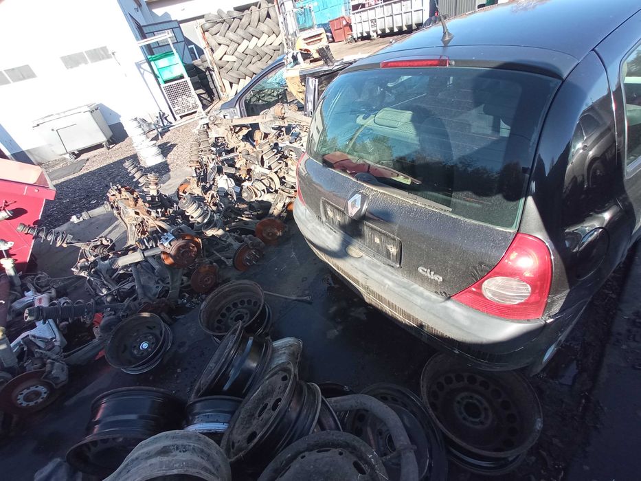 Renault Clio 2 1.2 2005r NA CZĘŚCI