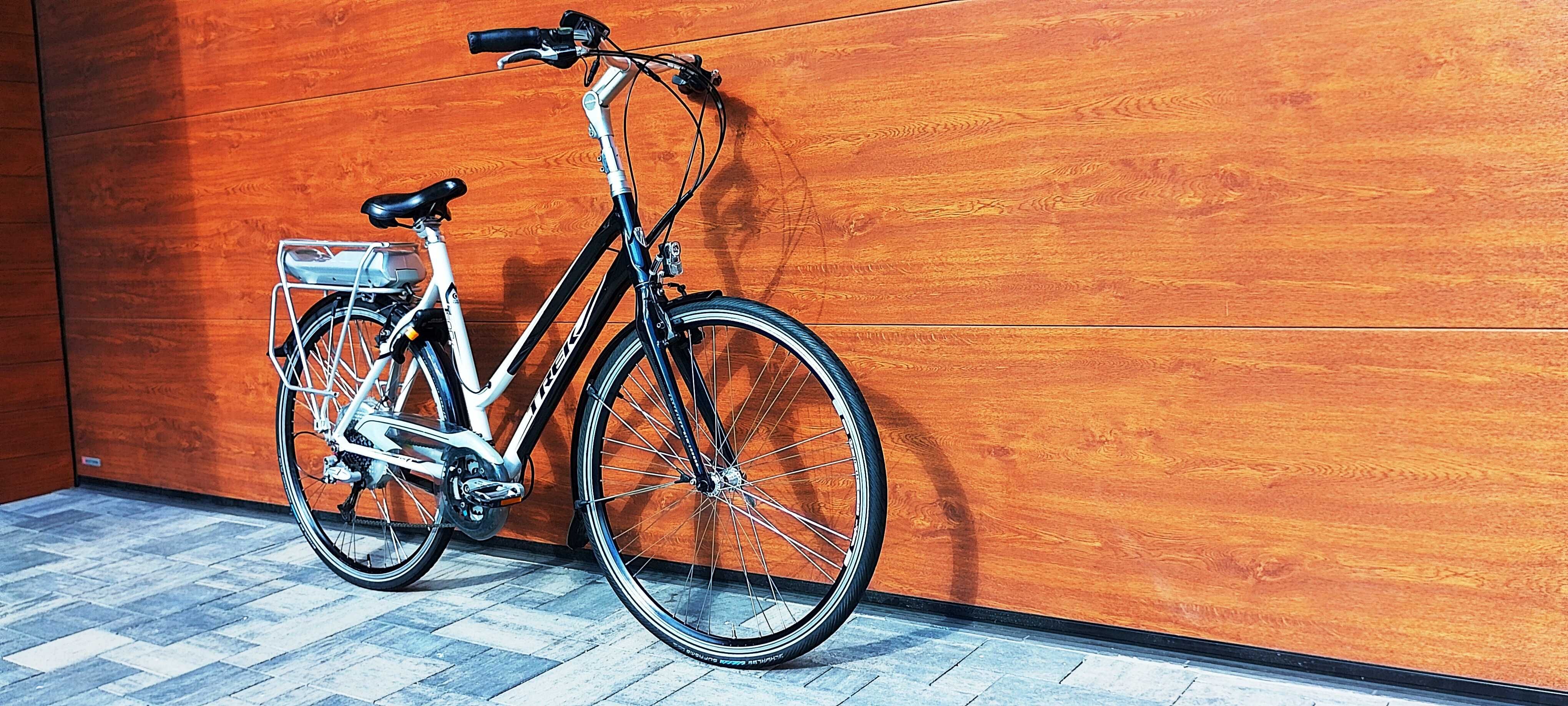 rower elektryczny Trek Navigator T500 SL + karbonowy widelec
