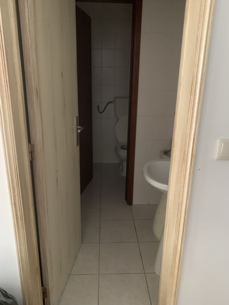 Vendo ou Alugo loja em Lourosa