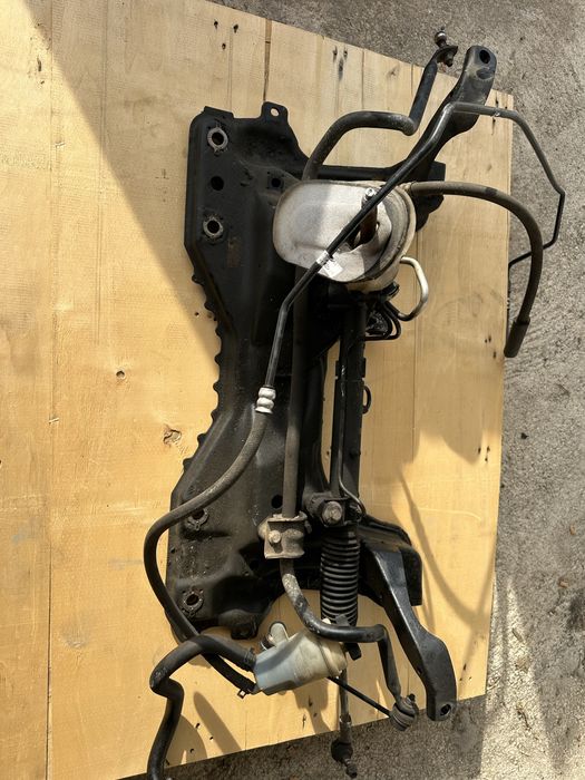 Caixa de direcao ford focus 1.8 2001 + charriot