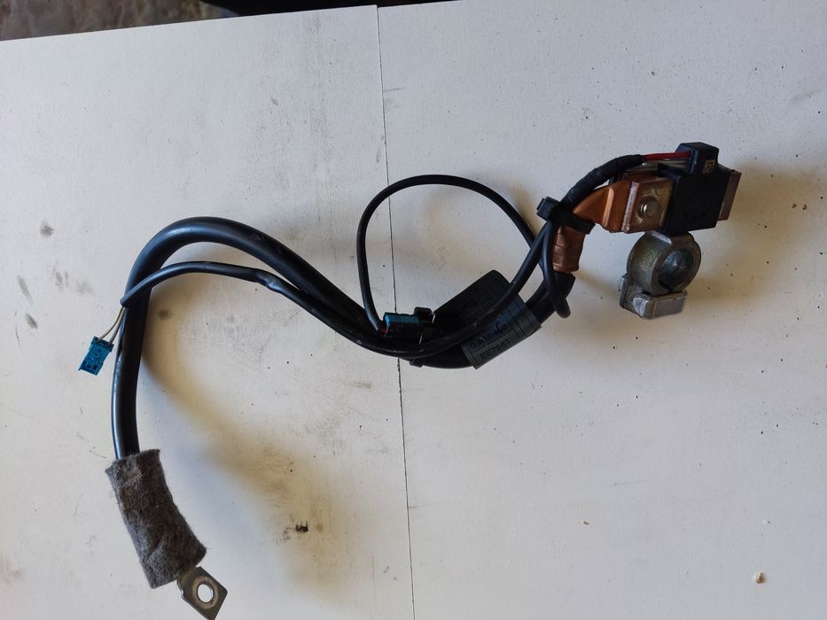Klema IBS BMW E60 E61 Seria 5 seria 6 e63 e64 Przedlift klema minusową