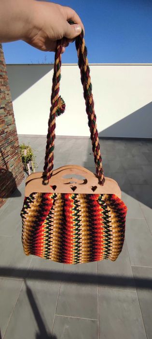 Mala-Sacola Artesanal em lã