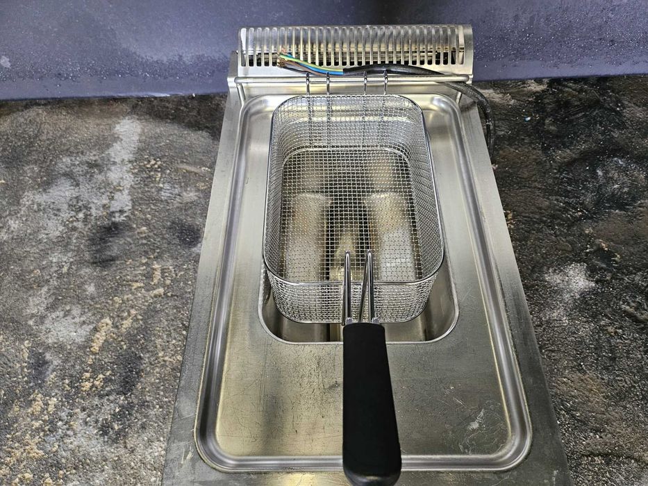 Fritadeira elétrica 15 Lts