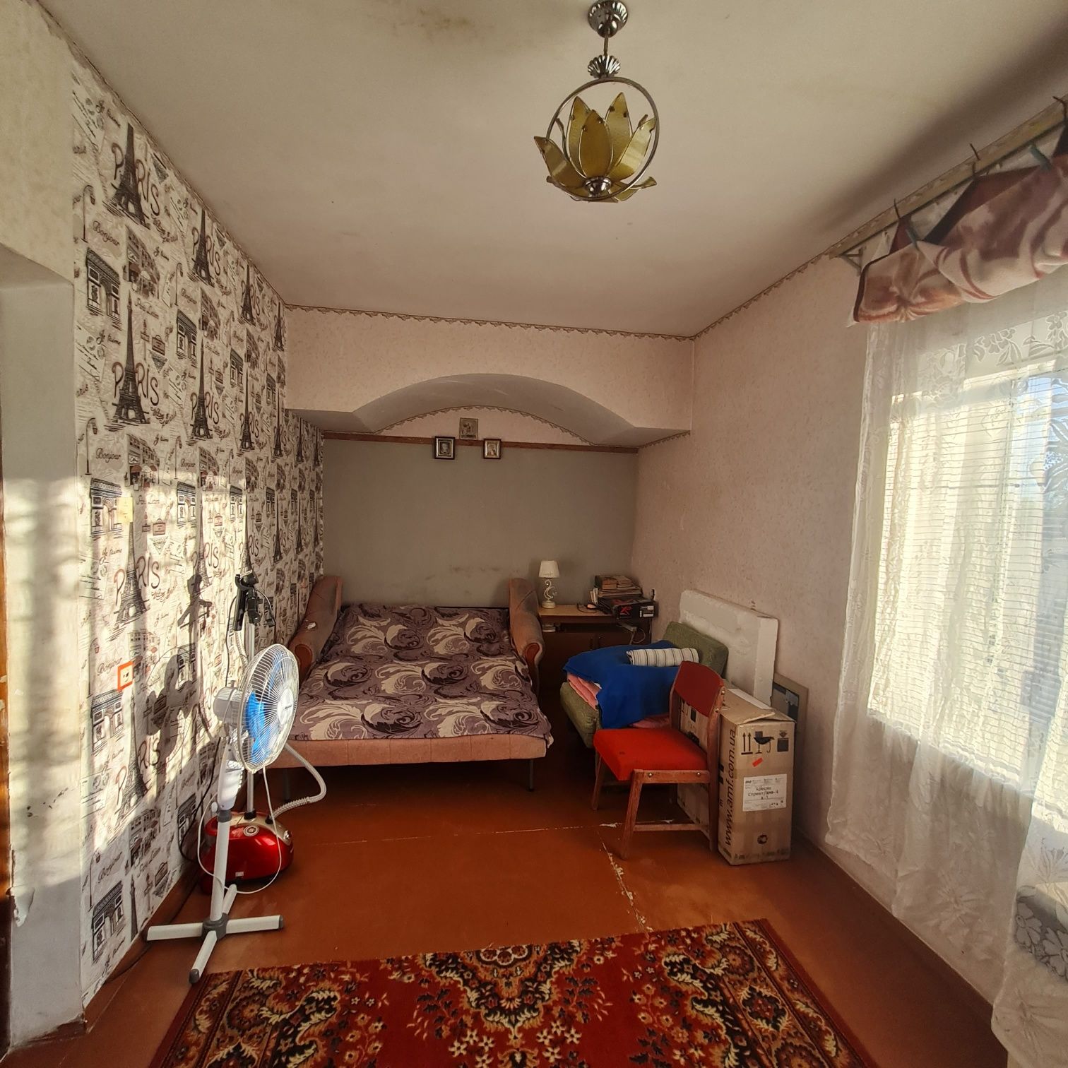Продаю з підвалом, гаражом. Весняне , за Варварівкоюсертифікат