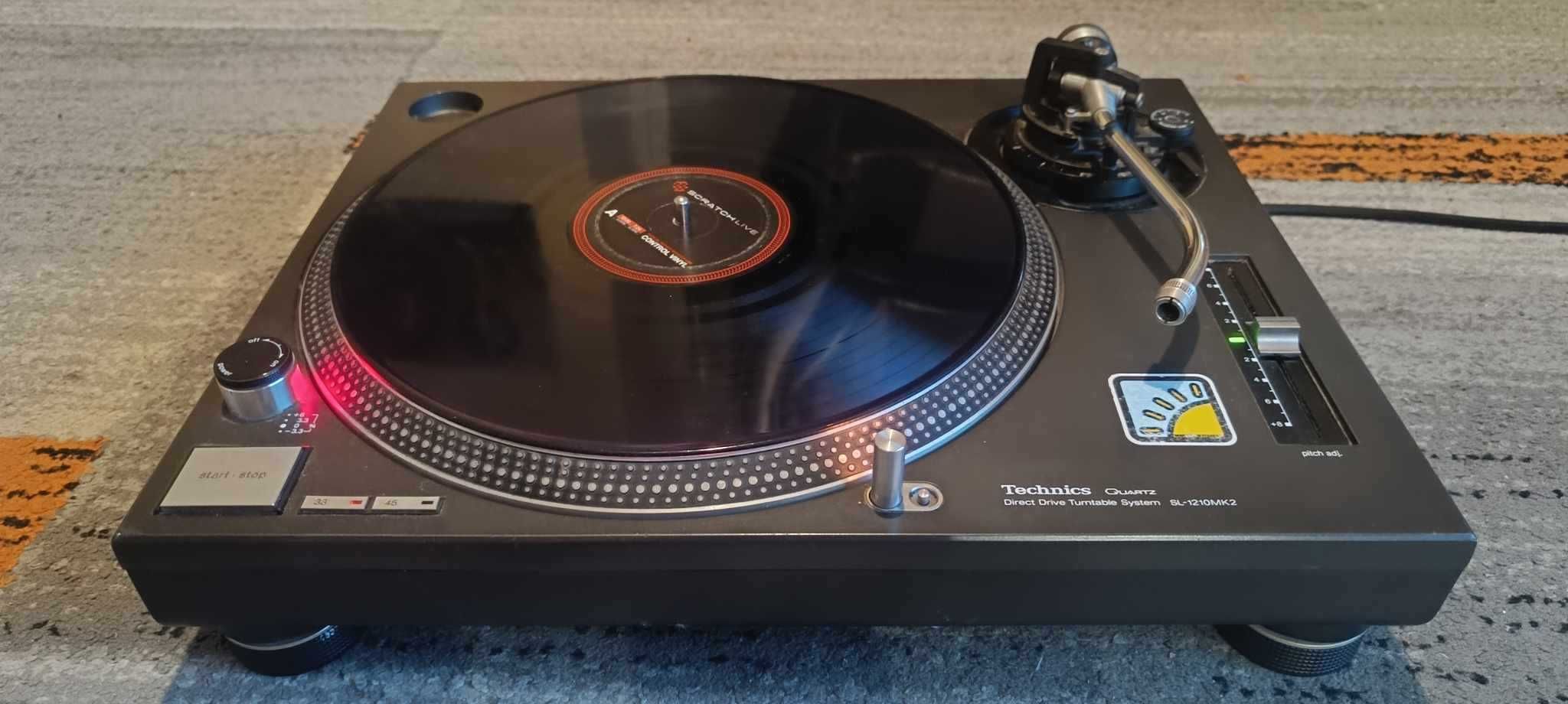 Gramofon Technics 1210 MK2 + slipmata + serato vinyl purple