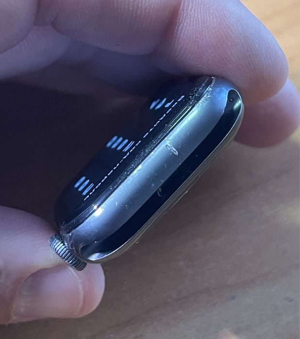 Смарт часы Apple Watch Series 5 44mm б/у