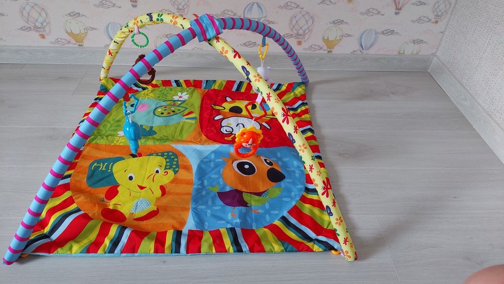 Розвиваючий килимок